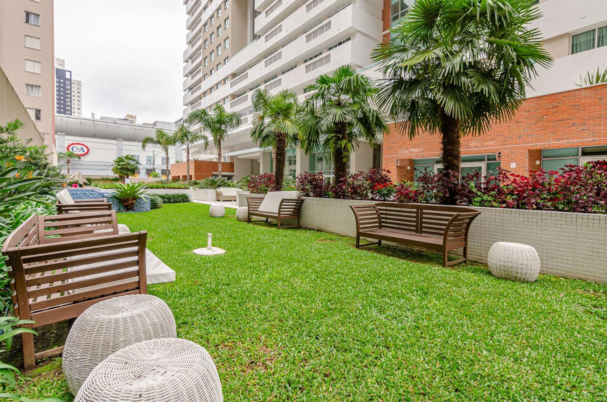 Lifespace Curitiba - Apartamentos Urooms المظهر الخارجي الصورة
