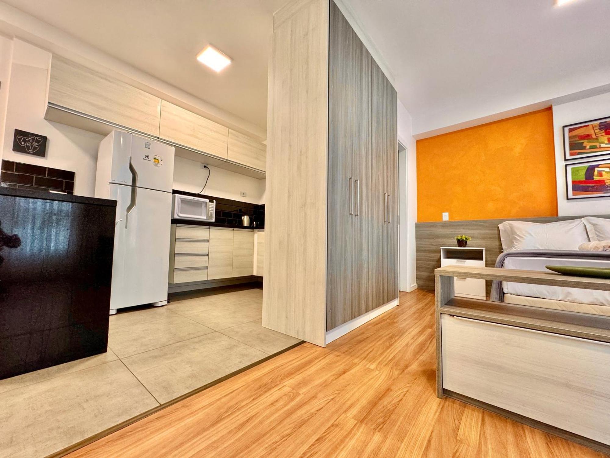 Lifespace Curitiba - Apartamentos Urooms الغرفة الصورة